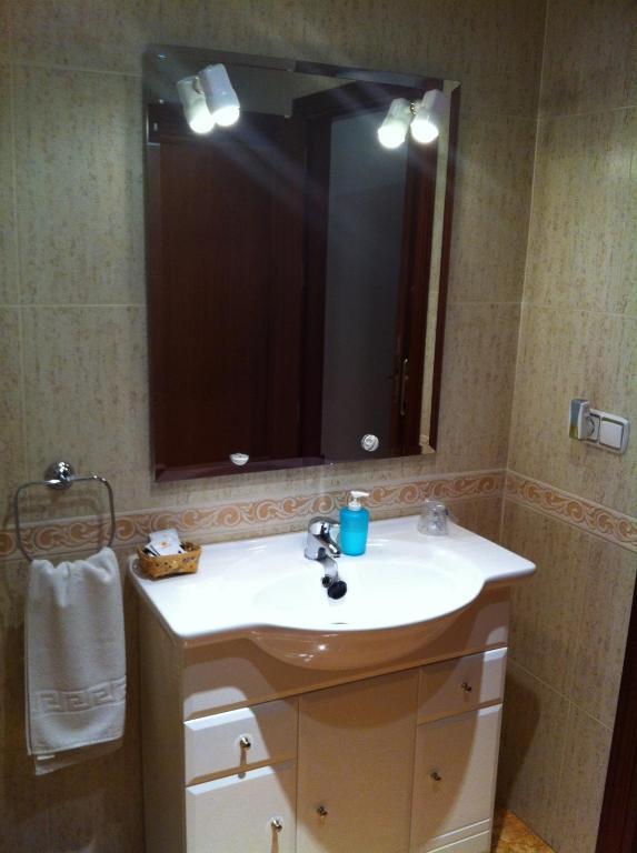 Hostal El Puerto Caleta De Velez Chambre photo