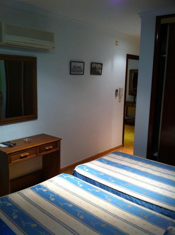 Hostal El Puerto Caleta De Velez Chambre photo