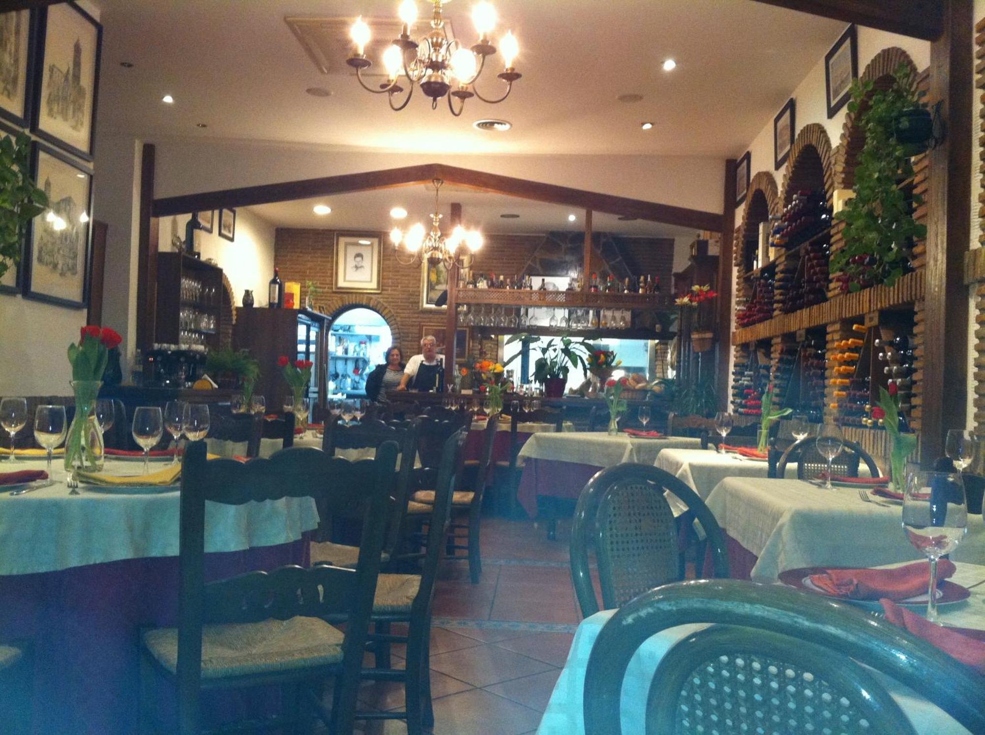 Hostal El Puerto Caleta De Velez Extérieur photo